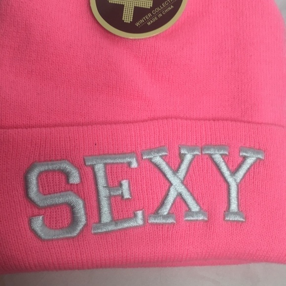 “ SEXY” Bernie Hat in bubble gum pink - Picture 4 of 5